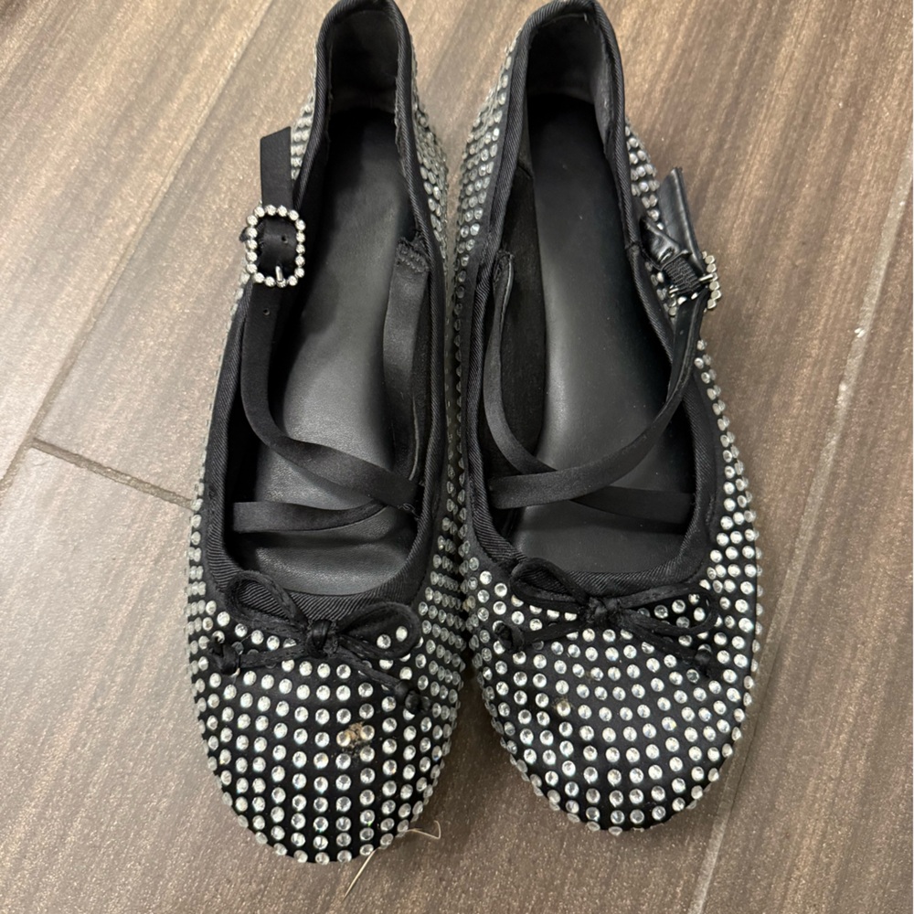 Circus by Sam Edelman Black Studded Flats